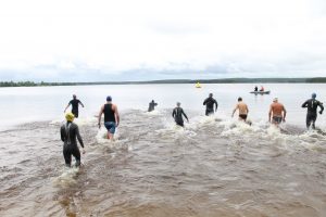 Заплыв Костомукша - Плавательный клуб Mevis в Казани. Обучение плаванию взрослых
